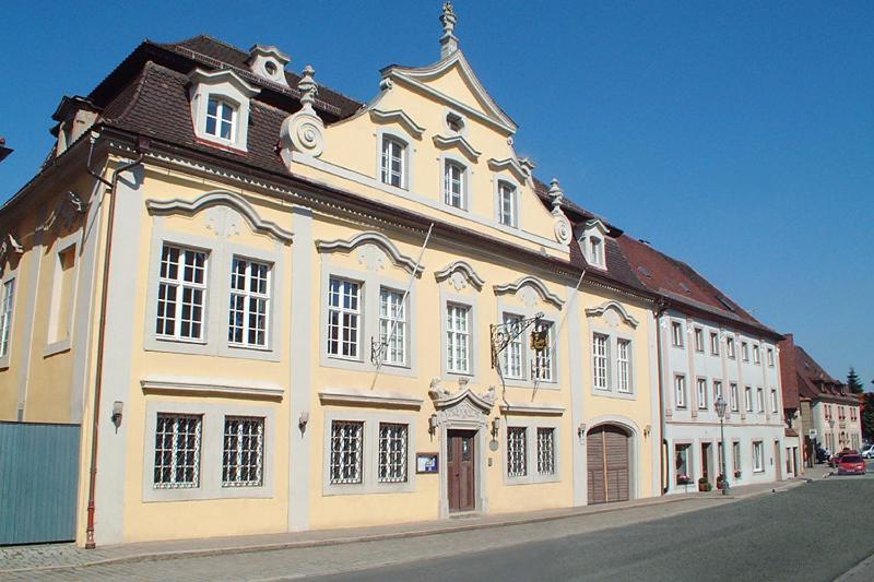 Gasthof Roemischer Kaiser Ellingen Exterior photo